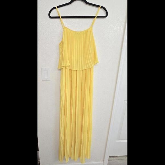 Magic Spa Yellow Pleated Chiffon Maxi Dress - Picture 1 of 4